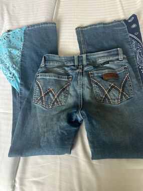 Wrangler Retro Upcycled Patchwork Flare Bell Bottom Jeans, size 5